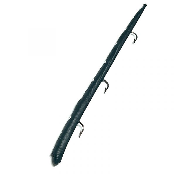 pre rigged fishing worm with 3 hooks color black with white dots